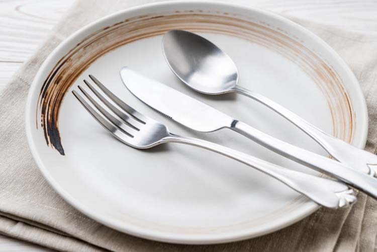 A world map with different flatware styles and thickness icons over various regions