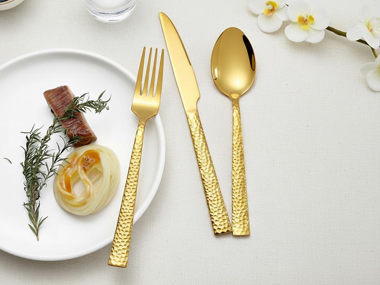How Is Hammered Stainless Steel Flatware Actually Manufactured?