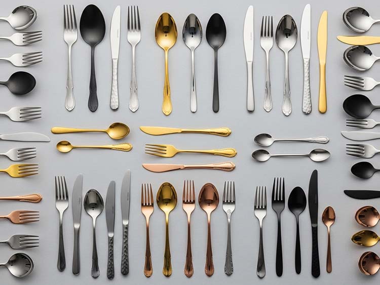 What Are the Top Considerations for Purchasing Stainless Steel Flatware in Bulk?