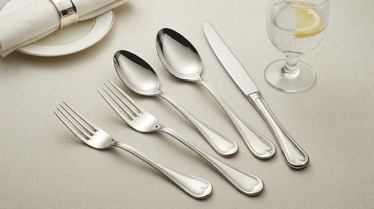 How Is OEM Stainless Steel Flatware Manufactured in China?