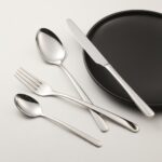 Food-grade 304 stainless steel spoon fork knife set for OEM manufacturing